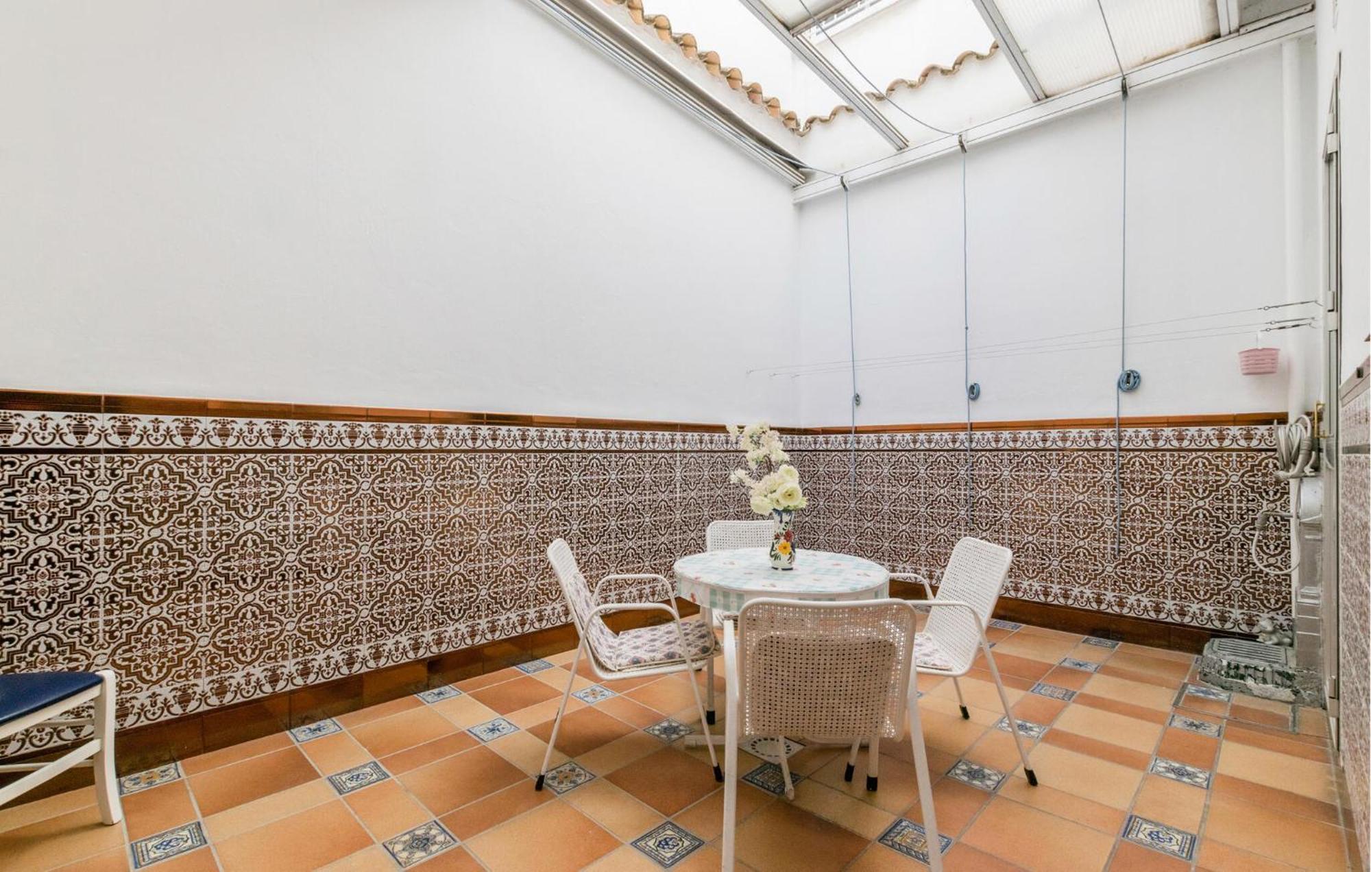 Cozy Apartment In Sevilla With Kitchen Dış mekan fotoğraf