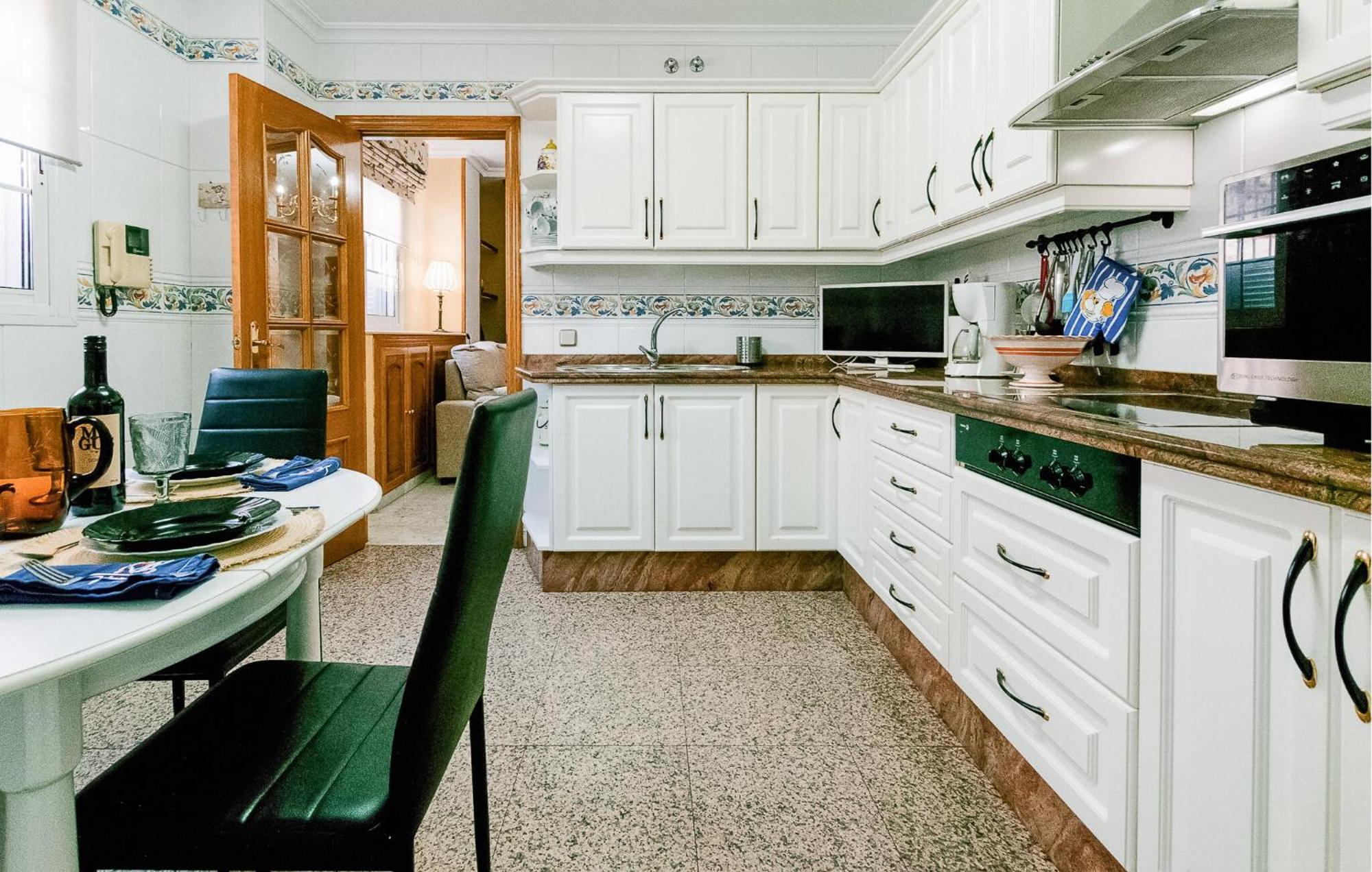 Cozy Apartment In Sevilla With Kitchen Dış mekan fotoğraf